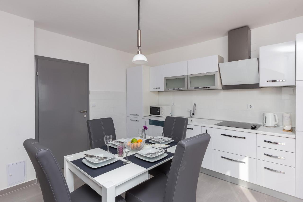 Apartments Villa Enzian مْليني المظهر الخارجي الصورة